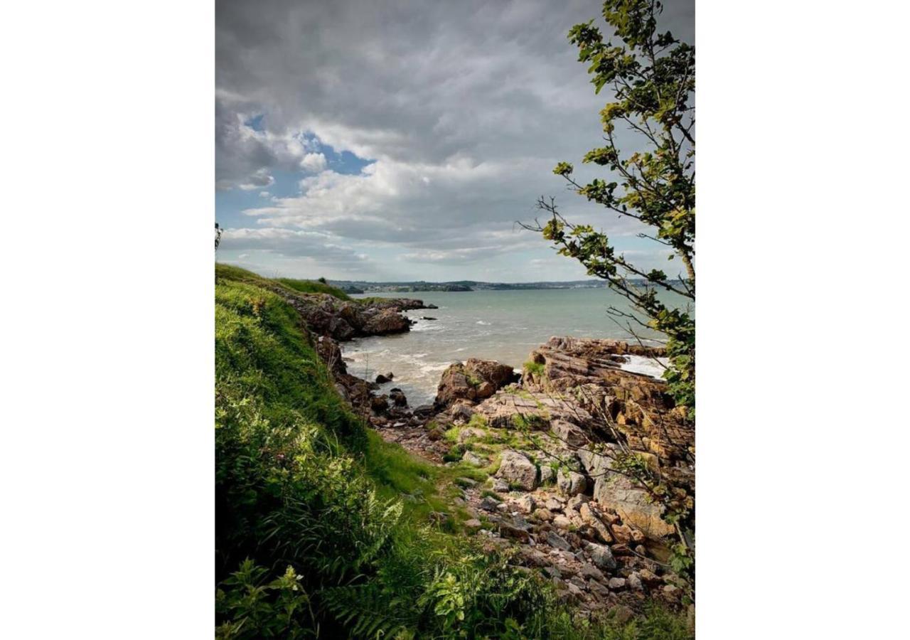 Briarfield - Adorable 1 Bedroom Seaside Apartment, On-site Parking Holiday home