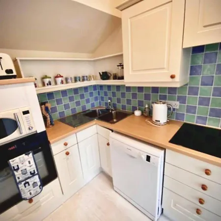 Briarfield - Adorable 1 Bedroom Seaside Apartment, On-Site Parking Paignton Exterior photo